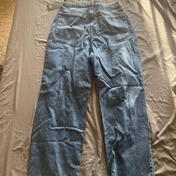 Blue wide leg high wait jeans. Size 14. - Picture 1 of 2